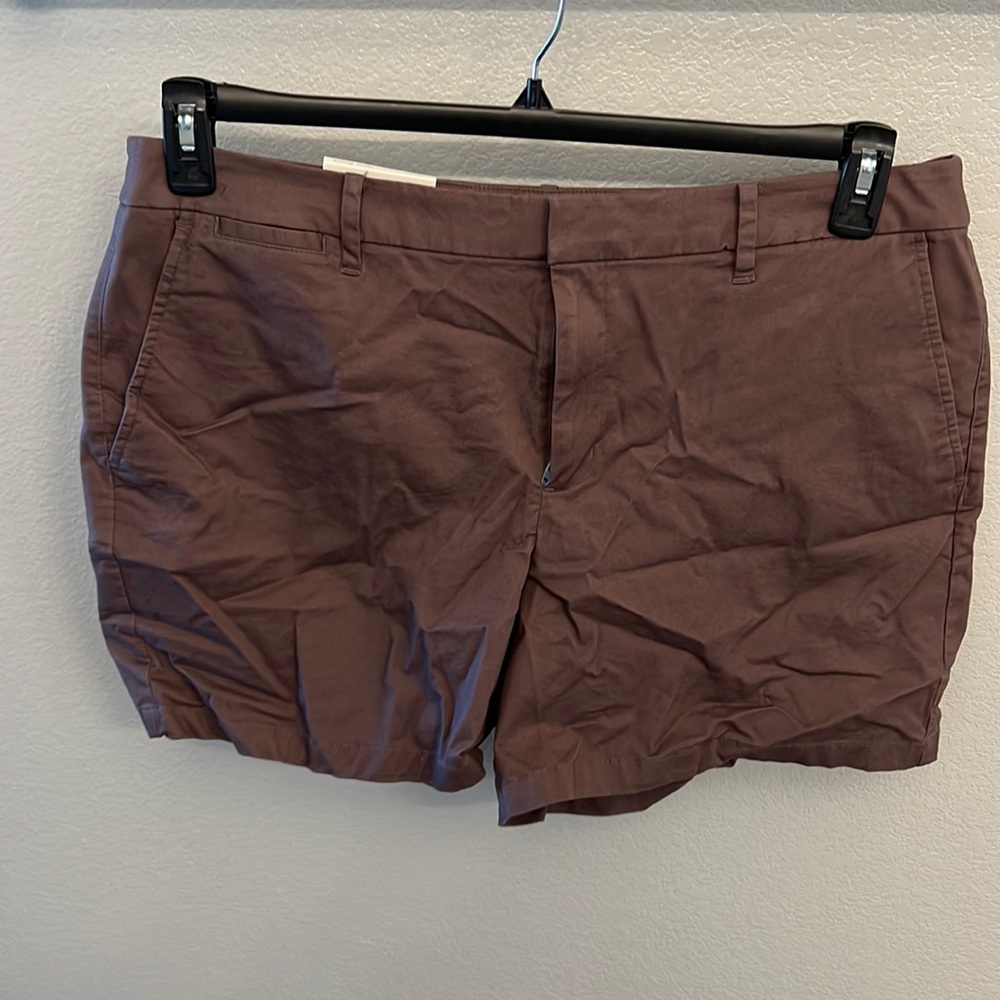 Classic chino shorts